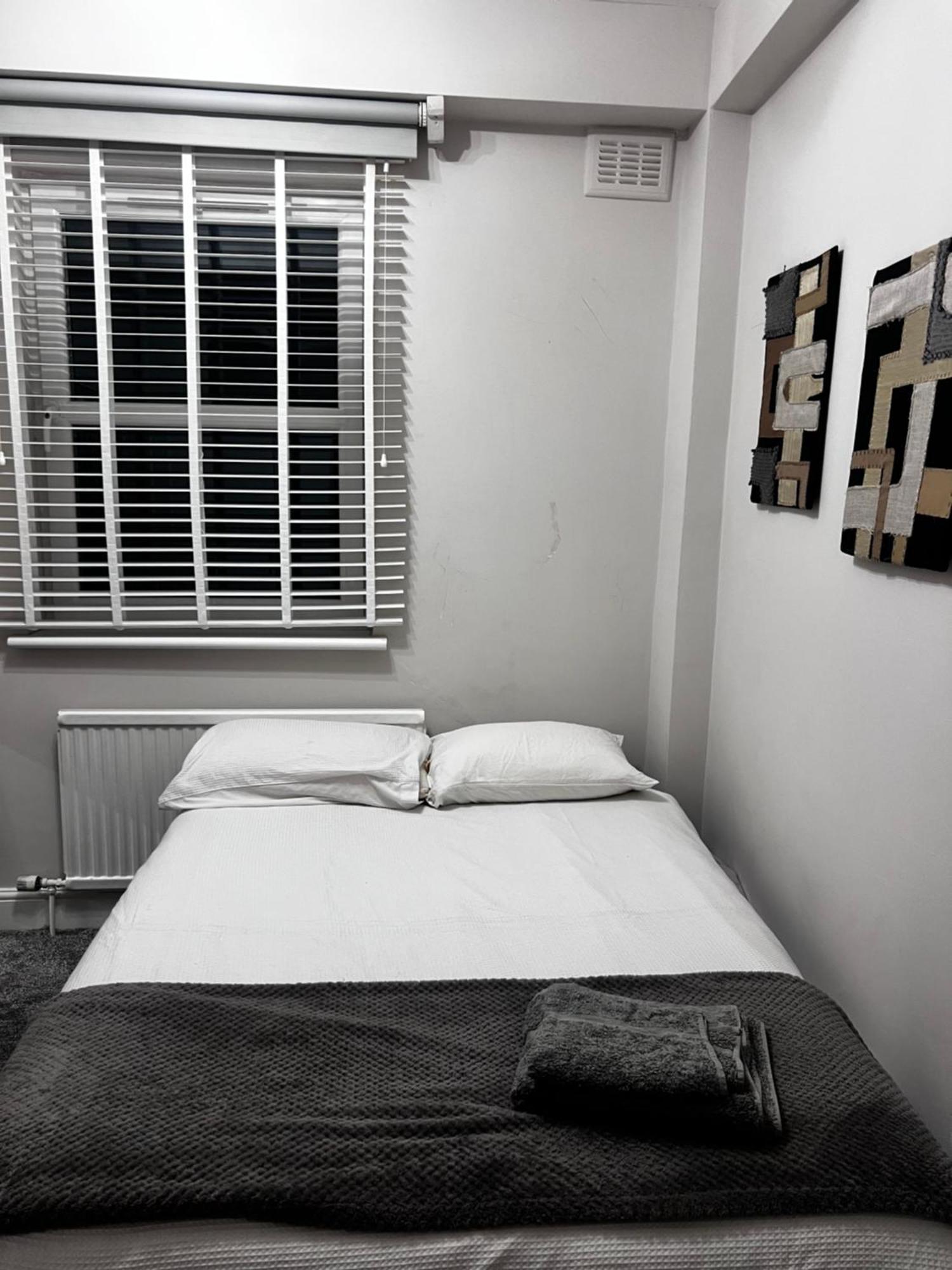 Bright And Modern Flat Near Portobello Road And The Canal Λονδίνο Εξωτερικό φωτογραφία
